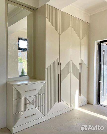 Шкаф и комод с фрезерованными фасадами