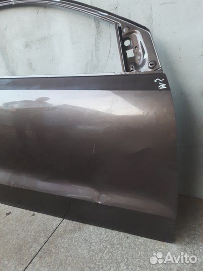 Дверь передняя правая Volkswagen Polo HB 2009+