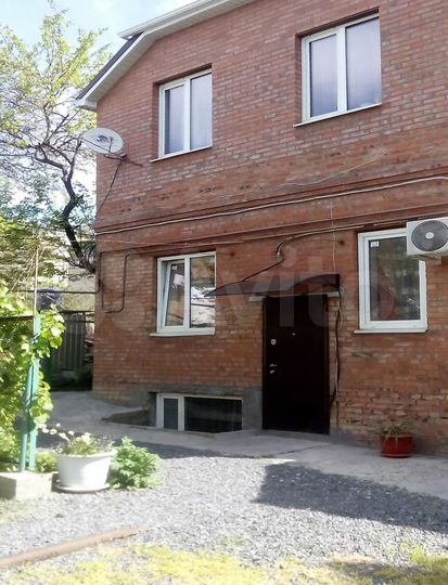3-к. квартира, 110 м², 1/2 эт.