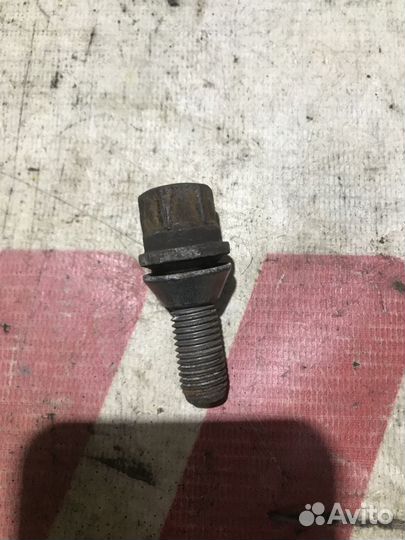 Болт колесный Renault Scenic III (2009—2012)