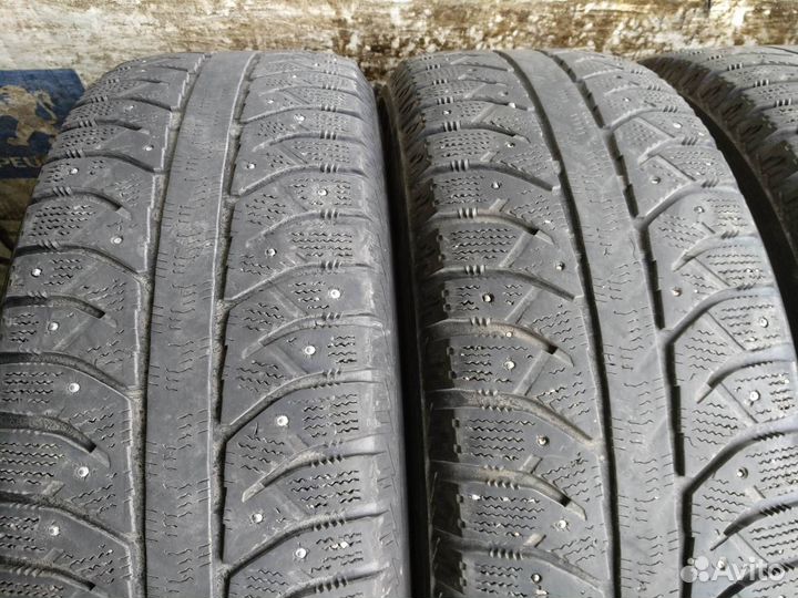 Bridgestone Ice Cruiser 7000 225/65 R17 106T
