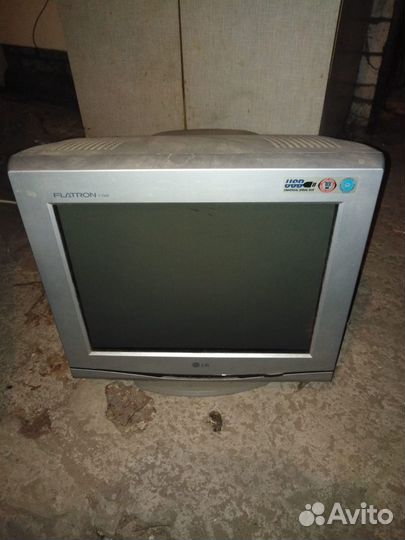 Монитор для компьютера 17