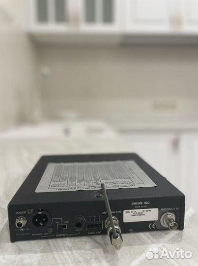 Радиомикрофон shure