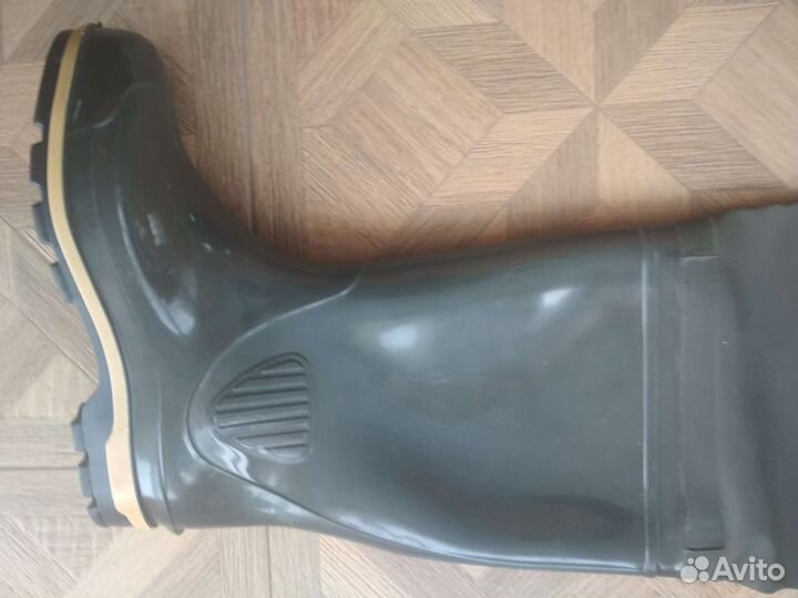 Болотные сапоги