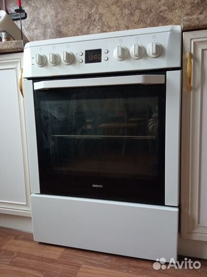 Плита электрическая стеклокерамика веко