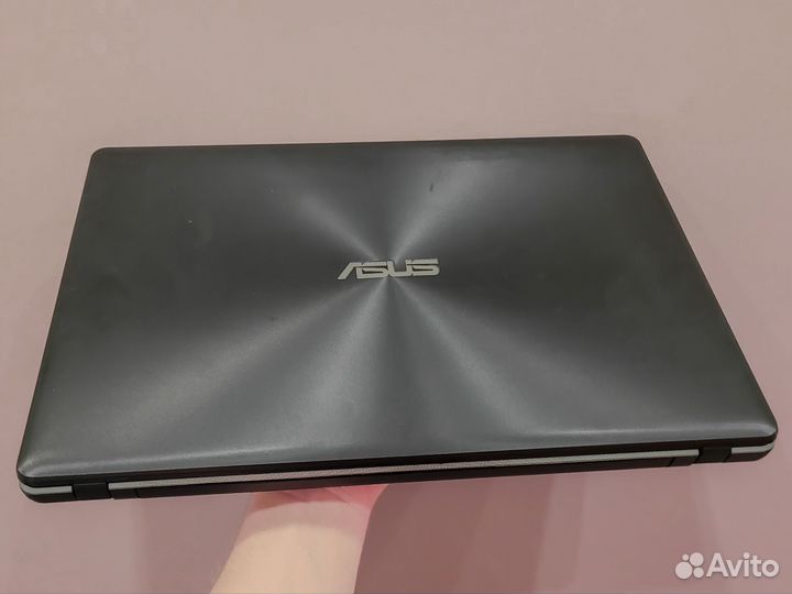 Офисный ноутбук Asus X550C GeForce / Intel Pentium