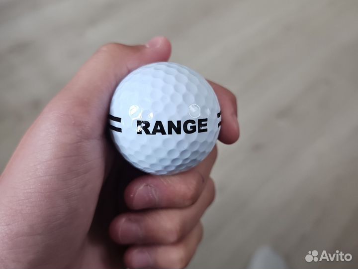 Мячики для гольфа
