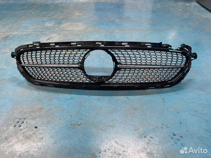Решотка радиатора Мерседес Е класса 2021 оригинал