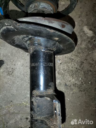 Продам стойки