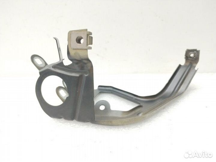 Кронштейн крыла передний правый Bmw 5-Series F10