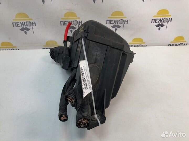 Блок предохранителей подкапотный Ford Mondeo BD