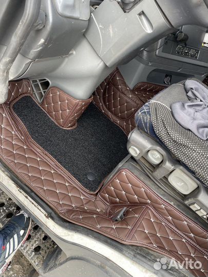 3d коврики на грузовик Renault Master