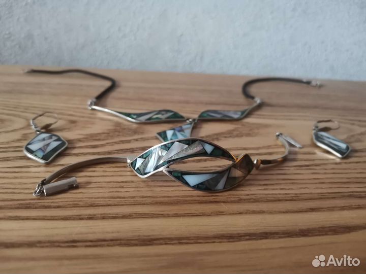 Комплект серьги/колье/браслет с перламутром