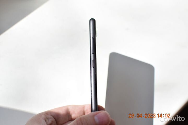 Sharp Aquos S3, 4/64 ГБ