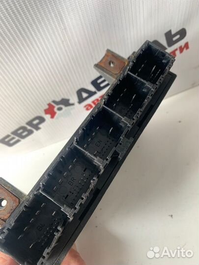 Блок управления центральным замком Ford Fusion