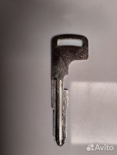 Ключ зажигания Mitsubishi Оригинал