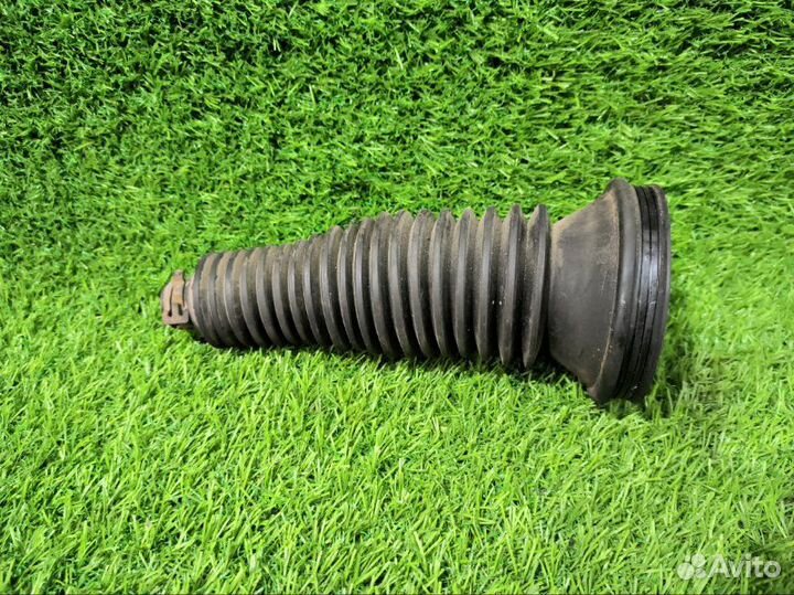 Пыльник рулевой рейки audi A7 sportback