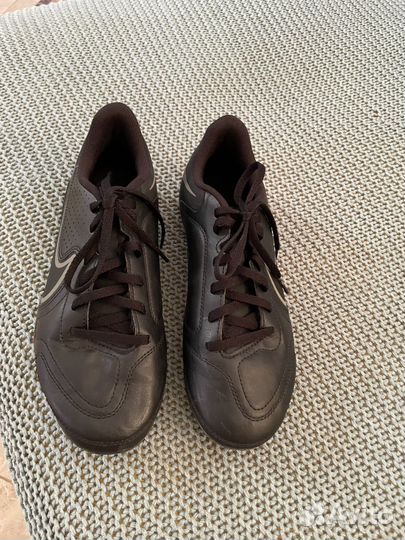 Бутсы футбольные Nike