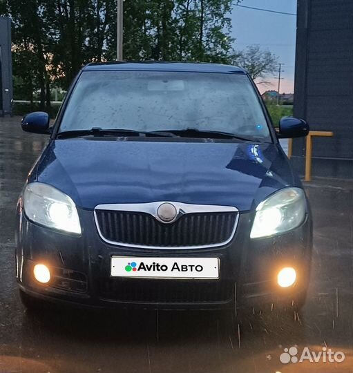 Skoda Fabia 1.6 AT, 2007, 220 000 км