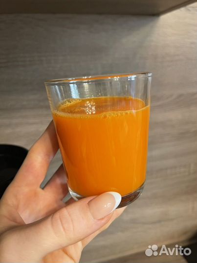 Соковыжималка Hurom HH-SBF11 (HU-800)