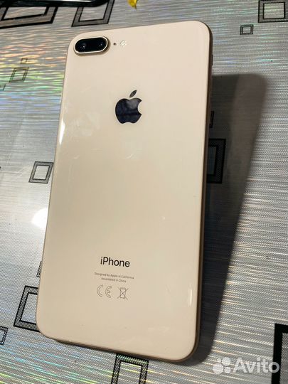 iPhone 8 Plus, 64 ГБ