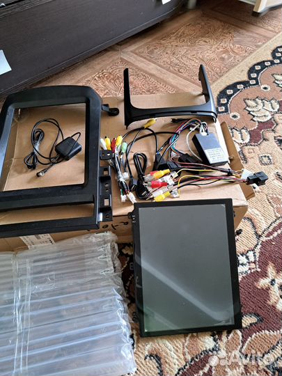 Магнитола каптива с100 в стиле тесла