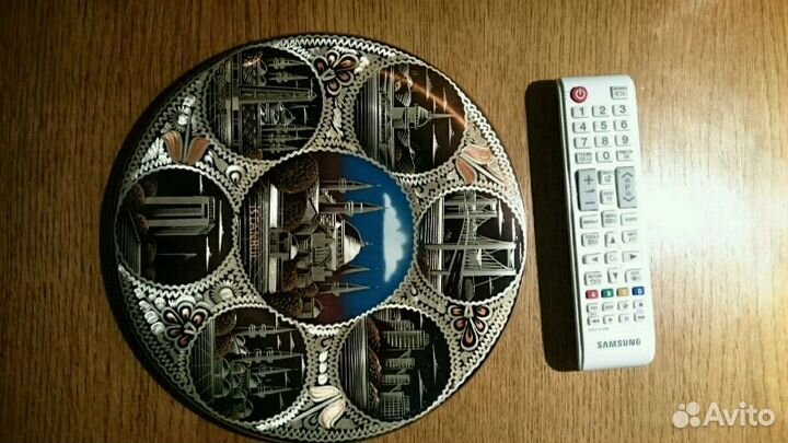 Тарелка на стену