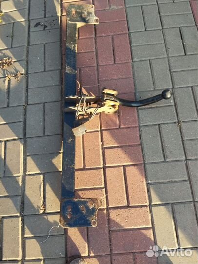 Фаркоп Тоyota Camry