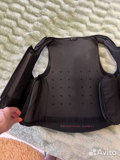 Защитный конный жилет для троеборья