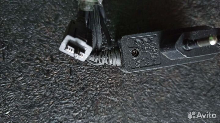 Зарядное устройство и адаптеры