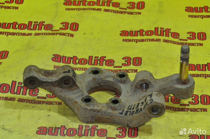 Поворотный кулак задний левый Chevrolet Lacetti