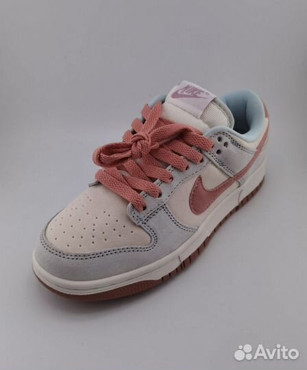 Женские кроссовки Nike Dunk low retro prm