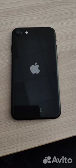iPhone SE (2020), 64 ГБ
