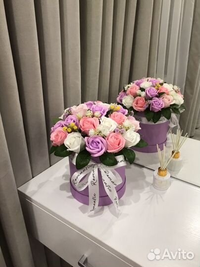 Неувядающий букет из мыльных роз