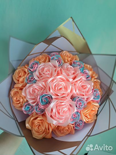 Цветы из атласных лент