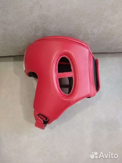 Шлем боксерский кожа+перчатки бокс. кожа 10 унций