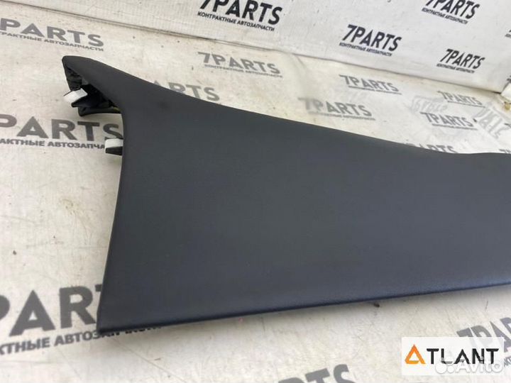 Пластик салона правая lexus LS460