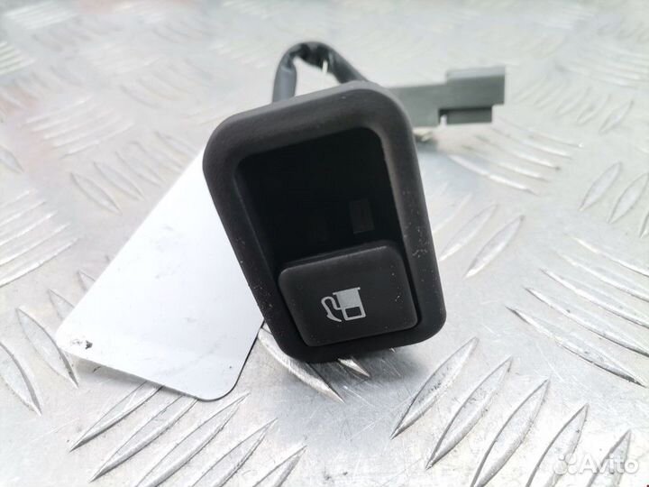 Кнопка открывания люка Hyundai Santa Fe (SM) рест