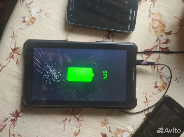 Планшет bq 7082G