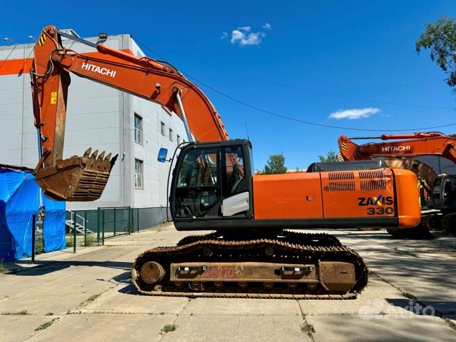 экскаватор hitachi zx- 330 - 3 - Грузовики и спецтехника во