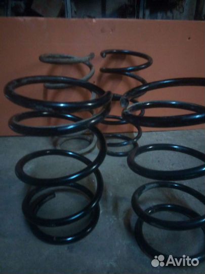 Suzuki liana стойки и пружины, задние и передние