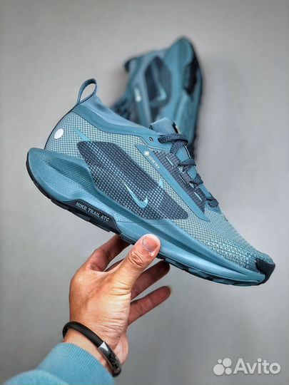 Кроссовки nike