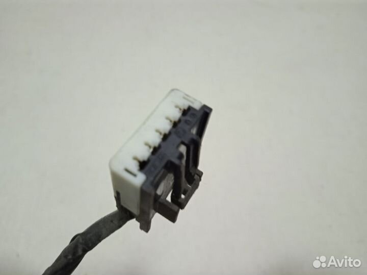 Проводка двери передней Hyundai Solaris