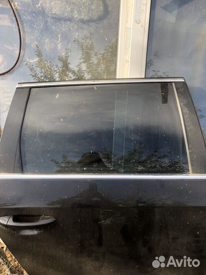 Стекла задних дверей Volkswagen Passat B6