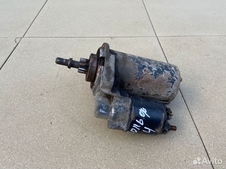 Стартер Volkswagen Golf 4