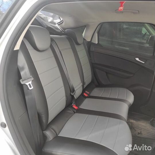 Автомобильные чехлы на Renault Arkana (2019+)