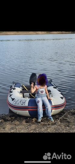 Лодка с мотором