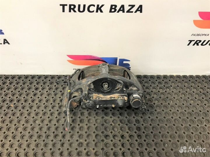 Суппорт передний правый