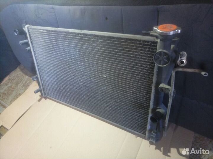 Радиатор охлаждения Mitsubishi Colt Z30 04-08