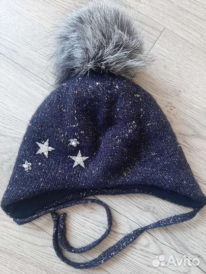 Шапка для девочки новая